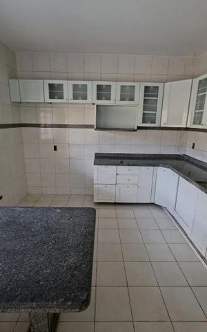 Casa para alugar com 50m², 4 quartos e 1 vaga Casa para alugar com 50m², 4 quartos e 1 vagaCozinha