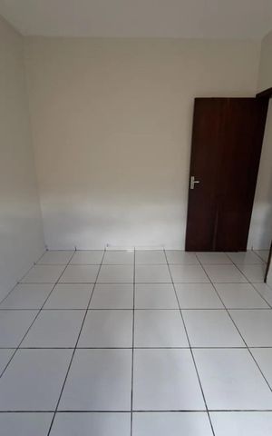 Casa para alugar com 50m², 4 quartos e 1 vaga