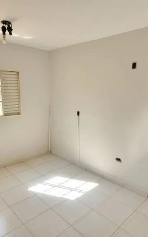 Casa para alugar com 50m², 4 quartos e 1 vaga