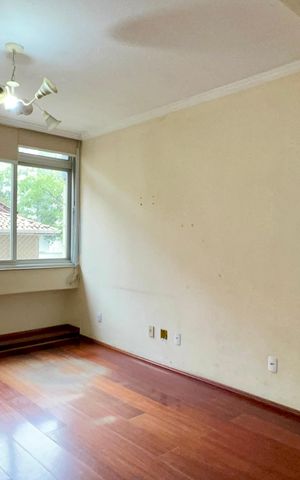 Apartamento à venda com 138m², 3 quartos e sem vaga Apartamento à venda com 138m², 3 quartos e sem vagaSala