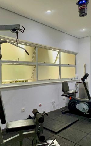 Apartamento à venda com 138m², 3 quartos e sem vaga Apartamento à venda com 138m², 3 quartos e sem vagaAcademia