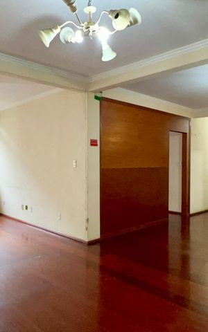 Apartamento à venda com 138m², 3 quartos e sem vaga Apartamento à venda com 138m², 3 quartos e sem vagaSala