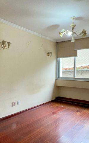 Apartamento à venda com 138m², 3 quartos e sem vaga Apartamento à venda com 138m², 3 quartos e sem vagaSala