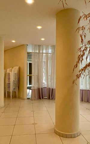 Apartamento à venda com 138m², 3 quartos e sem vaga Apartamento à venda com 138m², 3 quartos e sem vagaSalão de Festas