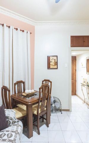 Apartamento à venda com 75m², 2 quartos e sem vagaSala