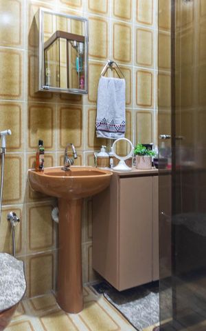 Apartamento à venda com 75m², 2 quartos e sem vagaBanheiro