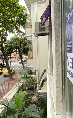 Apartamento à venda com 75m², 2 quartos e sem vagaPlaquinha