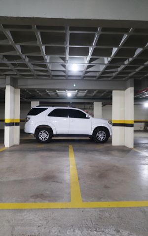 Apartamento para alugar com 70m², 2 quartos e 2 vagasGaragens