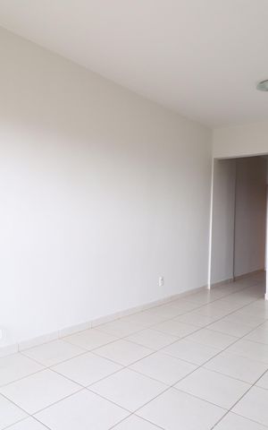 Apartamento para alugar com 70m², 2 quartos e 2 vagasSala