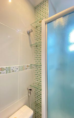 Apartamento à venda com 57m², 2 quartos e 1 vaga Apartamento à venda com 57m², 2 quartos e 1 vagaBanheiro
