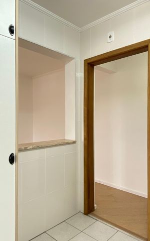 Apartamento à venda com 57m², 2 quartos e 1 vaga Apartamento à venda com 57m², 2 quartos e 1 vagaCozinha