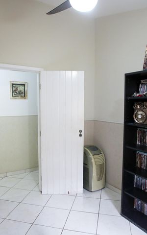 Casa à venda com 440m², 6 quartos e 1 vagaQuarto 5