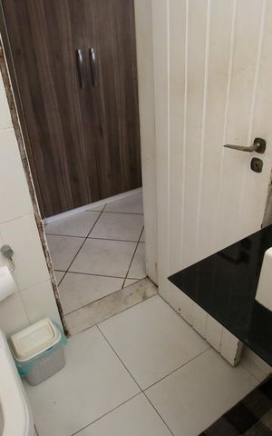 Casa à venda com 440m², 6 quartos e 1 vagaBanheiro da Suíte 2