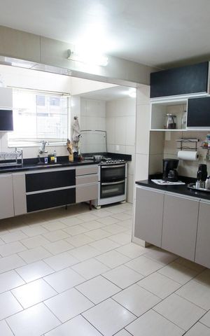 Casa à venda com 440m², 6 quartos e 1 vagaCozinha