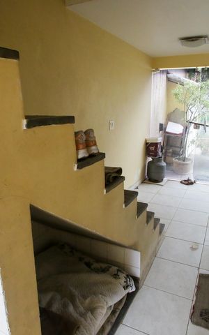 Casa à venda com 440m², 6 quartos e 1 vagaÁrea de Serviço