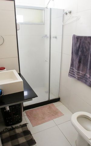 Casa à venda com 440m², 6 quartos e 1 vagaBanheiro da Suíte 2
