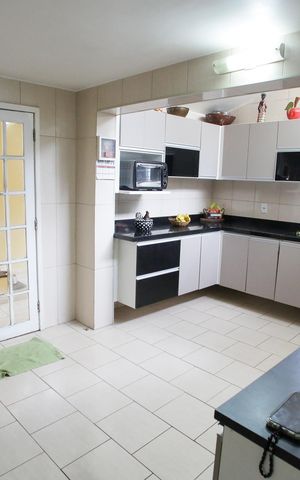Casa à venda com 440m², 6 quartos e 1 vagaCozinha