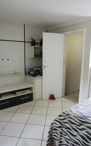 Casa à venda com 440m², 6 quartos e 1 vagaQuarto Suíte 1