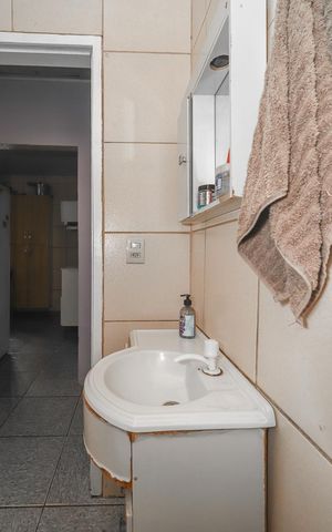 Casa à venda com 126m², 3 quartos e 1 vagaBanheiro