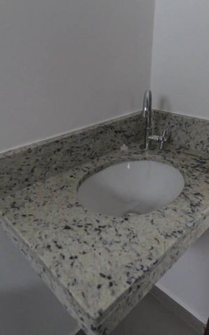 Apartamento à venda com 78m², 2 quartos e 1 vaga