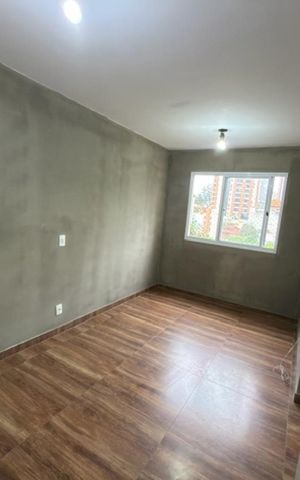 Apartamento à venda com 42m², 2 quartos e sem vaga Apartamento à venda com 42m², 2 quartos e sem vagaSala