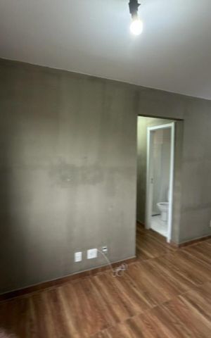 Apartamento à venda com 42m², 2 quartos e sem vaga Apartamento à venda com 42m², 2 quartos e sem vagaSala
