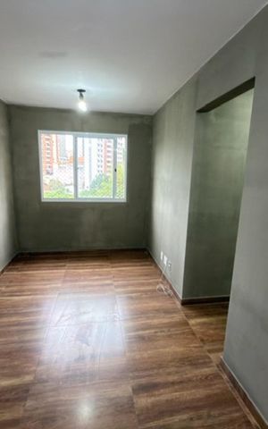 Apartamento à venda com 42m², 2 quartos e sem vaga Apartamento à venda com 42m², 2 quartos e sem vagaSala
