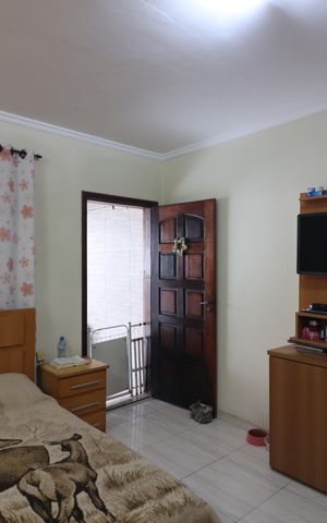 Casa à venda com 180m², 2 quartos e 2 vagasQuarto 3 - Suíte