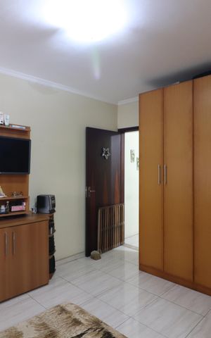 Casa à venda com 180m², 2 quartos e 2 vagasQuarto 3 - Suíte