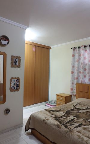 Casa à venda com 180m², 2 quartos e 2 vagasQuarto 3 - Suíte