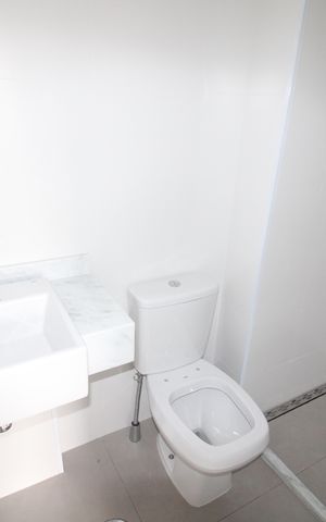Apartamento à venda com 71m², 2 quartos e 1 vagaBanheiro 1