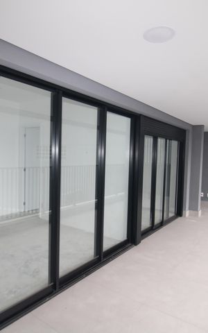 Apartamento à venda com 58m², 1 quarto e 1 vagaSala / Cozinha - Varanda