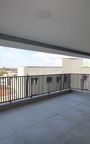 Apartamento à venda com 137m², 3 quartos e 2 vagasSala / Cozinha - Varanda