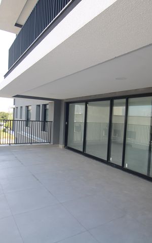 Apartamento à venda com 137m², 3 quartos e 2 vagasSala / Cozinha - Varanda