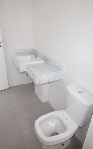 Apartamento à venda com 119m², 3 quartos e 2 vagasQuarto 1 - Banheiro