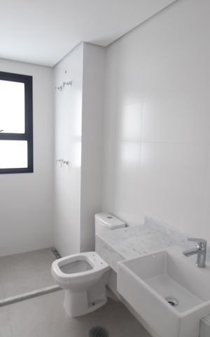Apartamento à venda com 117m², 3 quartos e 2 vagasQuarto 3 - Banheiro