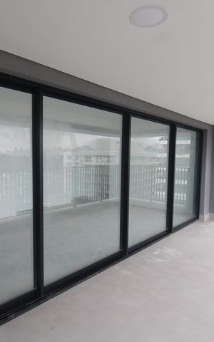 Apartamento à venda com 117m², 3 quartos e 2 vagasSala / Cozinha - Varanda