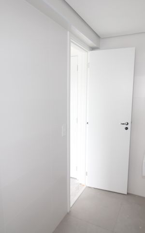 Apartamento à venda com 117m², 3 quartos e 2 vagasQuarto 2 - Banheiro