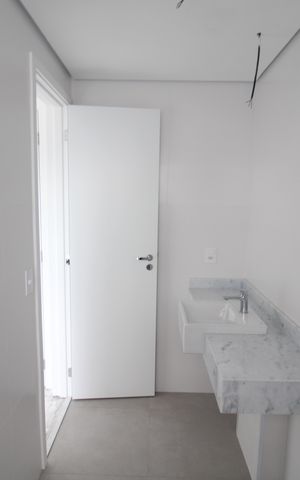 Apartamento à venda com 117m², 3 quartos e 2 vagasQuarto 1 - Banheiro