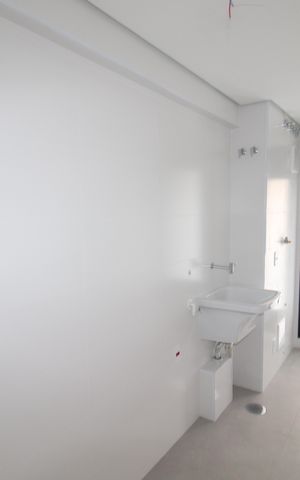 Apartamento à venda com 117m², 3 quartos e 2 vagasSala / Cozinha