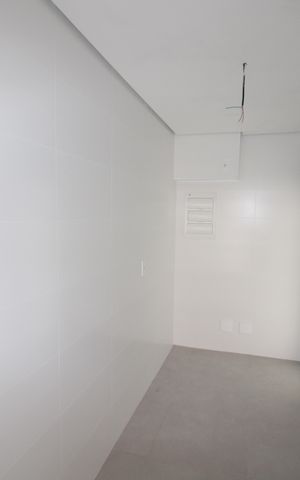 Apartamento à venda com 118m², 3 quartos e 2 vagasSala / Cozinha