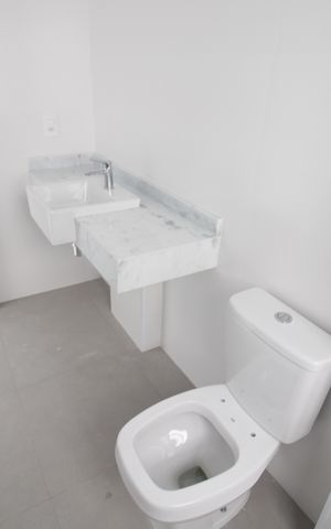 Apartamento à venda com 118m², 3 quartos e 2 vagasQuarto 2 - Banheiro