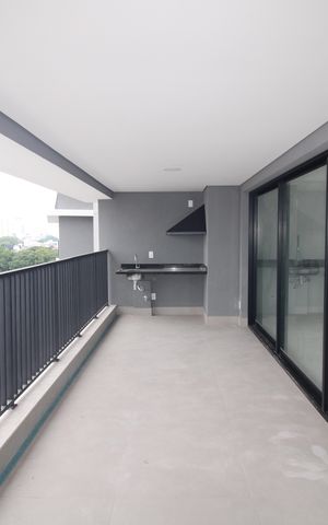 Apartamento à venda com 119m², 3 quartos e 2 vagasSala / Cozinha - Varanda
