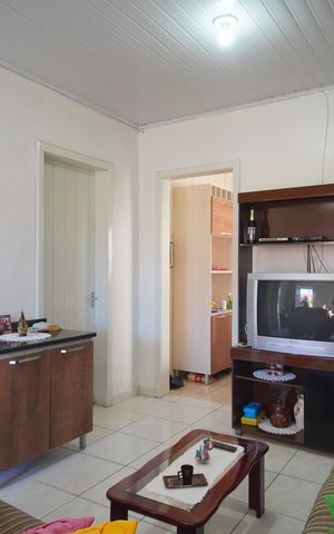 Casa à venda com 180m², 2 quartos e 1 vagaSala
