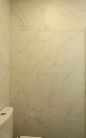 Apartamento à venda com 96m², 2 quartos e 3 vagas Apartamento à venda com 96m², 2 quartos e 3 vagasBanheiro Social