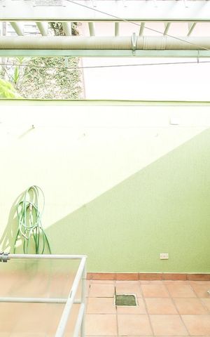 Casa para alugar com 90m², 3 quartos e sem vaga Casa para alugar com 90m², 3 quartos e sem vagaSacada