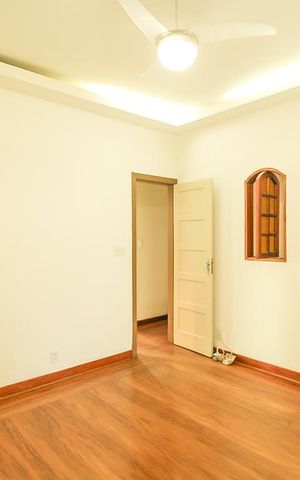 Casa para alugar com 90m², 3 quartos e sem vaga Casa para alugar com 90m², 3 quartos e sem vagaSala
