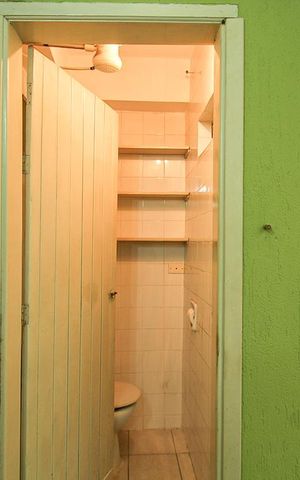 Casa para alugar com 90m², 3 quartos e sem vaga Casa para alugar com 90m², 3 quartos e sem vagaBanheiro de serviço