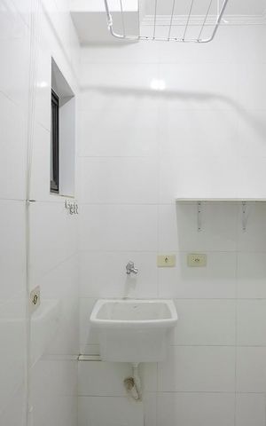 Apartamento para alugar com 74m², 2 quartos e 1 vagaÁrea de serviço