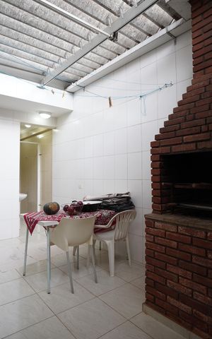 Casa à venda com 250m², 4 quartos e 3 vagasQuintal